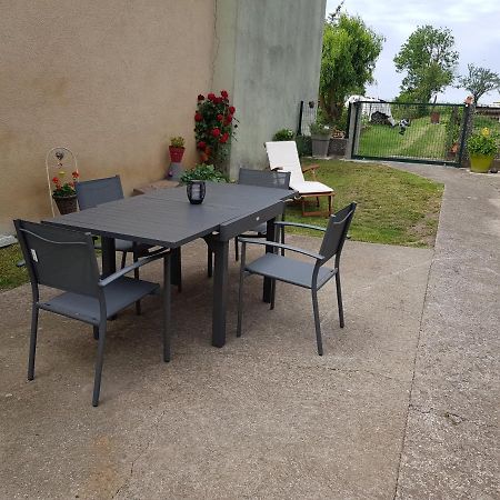 Gite De Plaisance Lagarde  Exterior foto