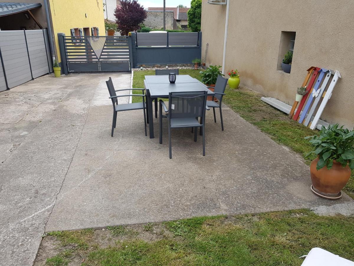 Gite De Plaisance Lagarde  Exterior foto